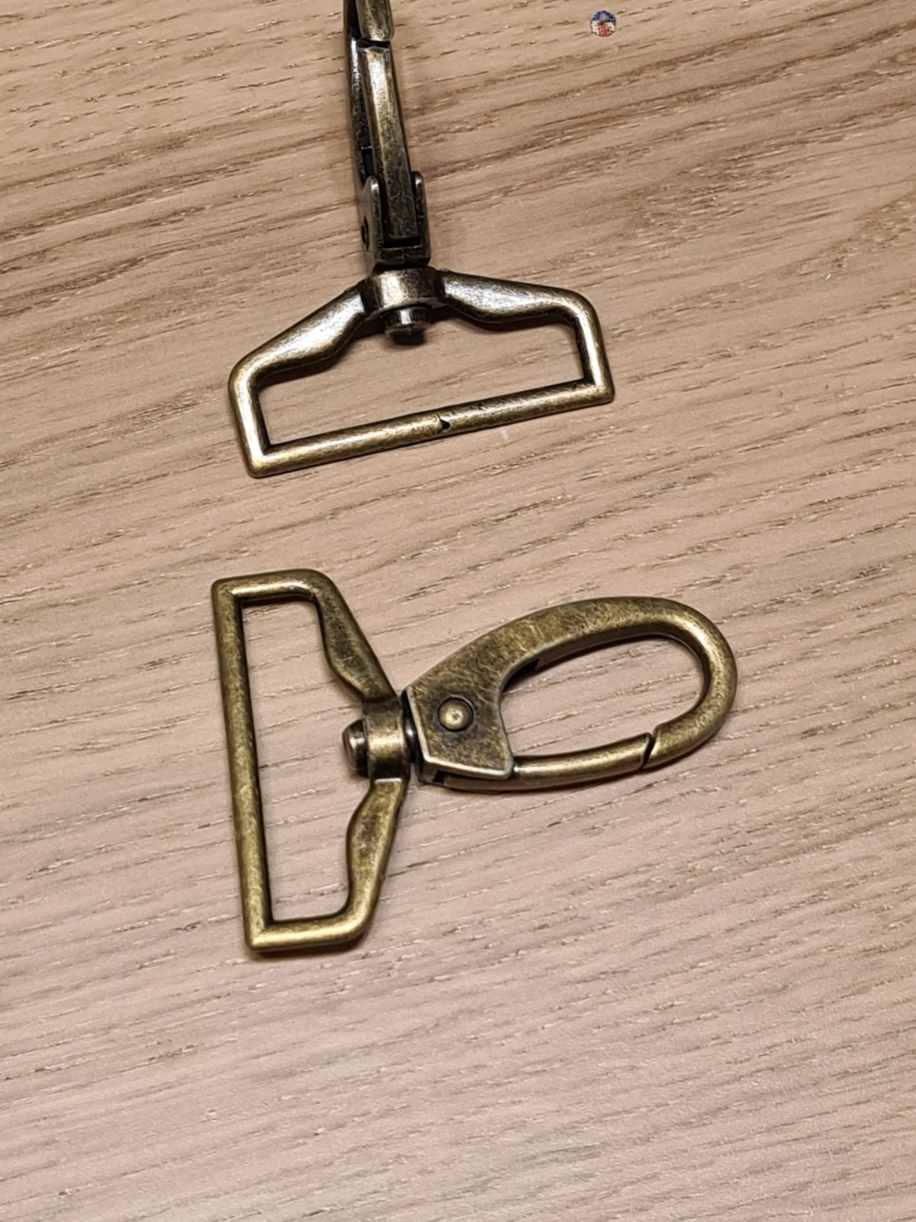 Miniature 10